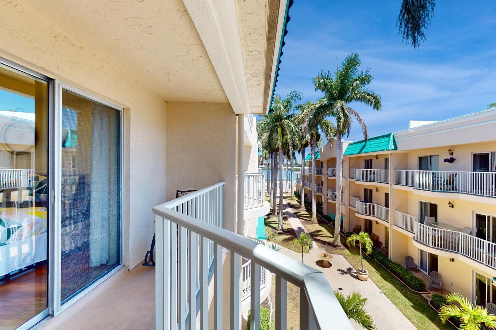 The Palm Bay Club Unit 311 Apartment Сиеста Кий Екстериор снимка
